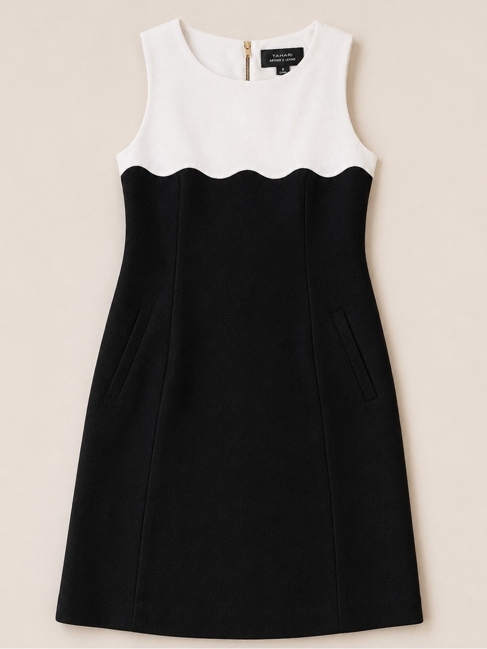 NWT Tahari ASL Black White Scalloped Shift Dress Size 8